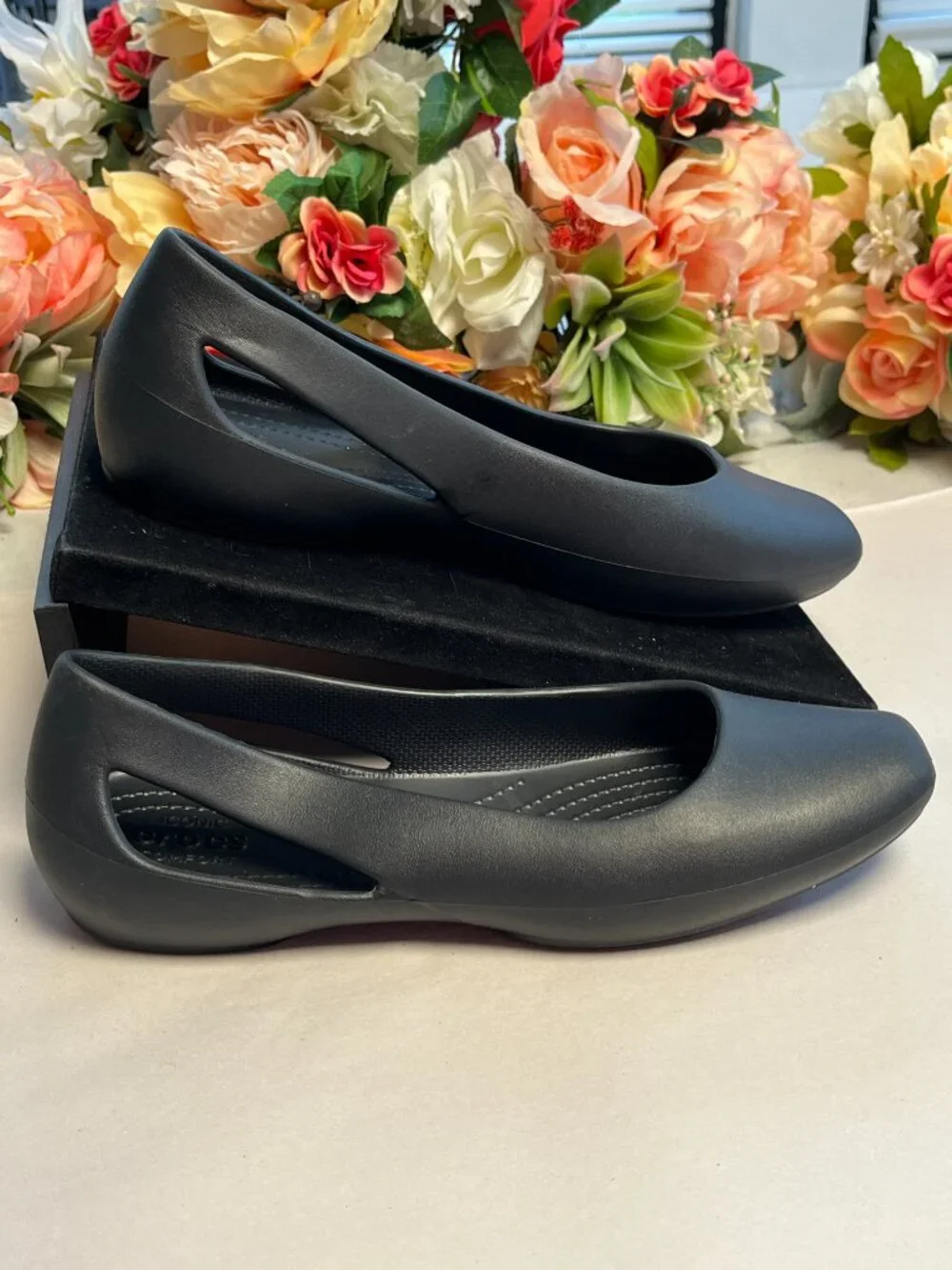 Crocs Iconic Comfort Black Slip On Flats Side Cutout W6